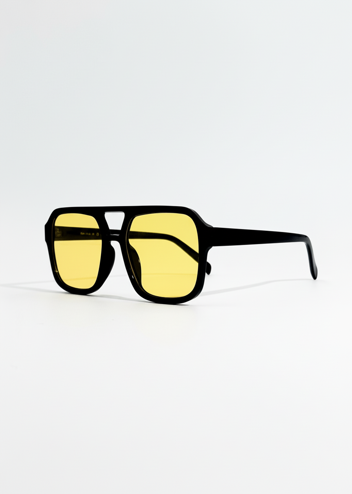 Goldie Retro Sunglasses | UV400, Golden Frame